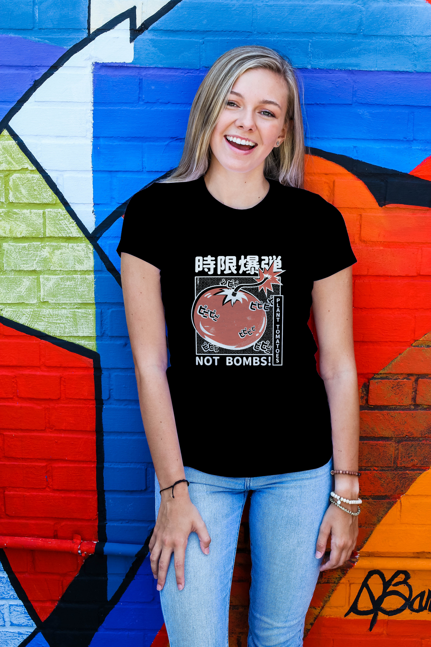 T-shirt "Plant Tomatoes Not Bombs"